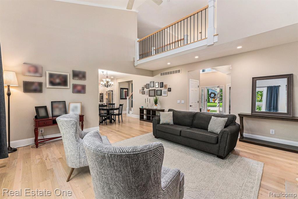 724 Woodfield Way Rochester Hills, MI 48307 - Photo 7 of 27
