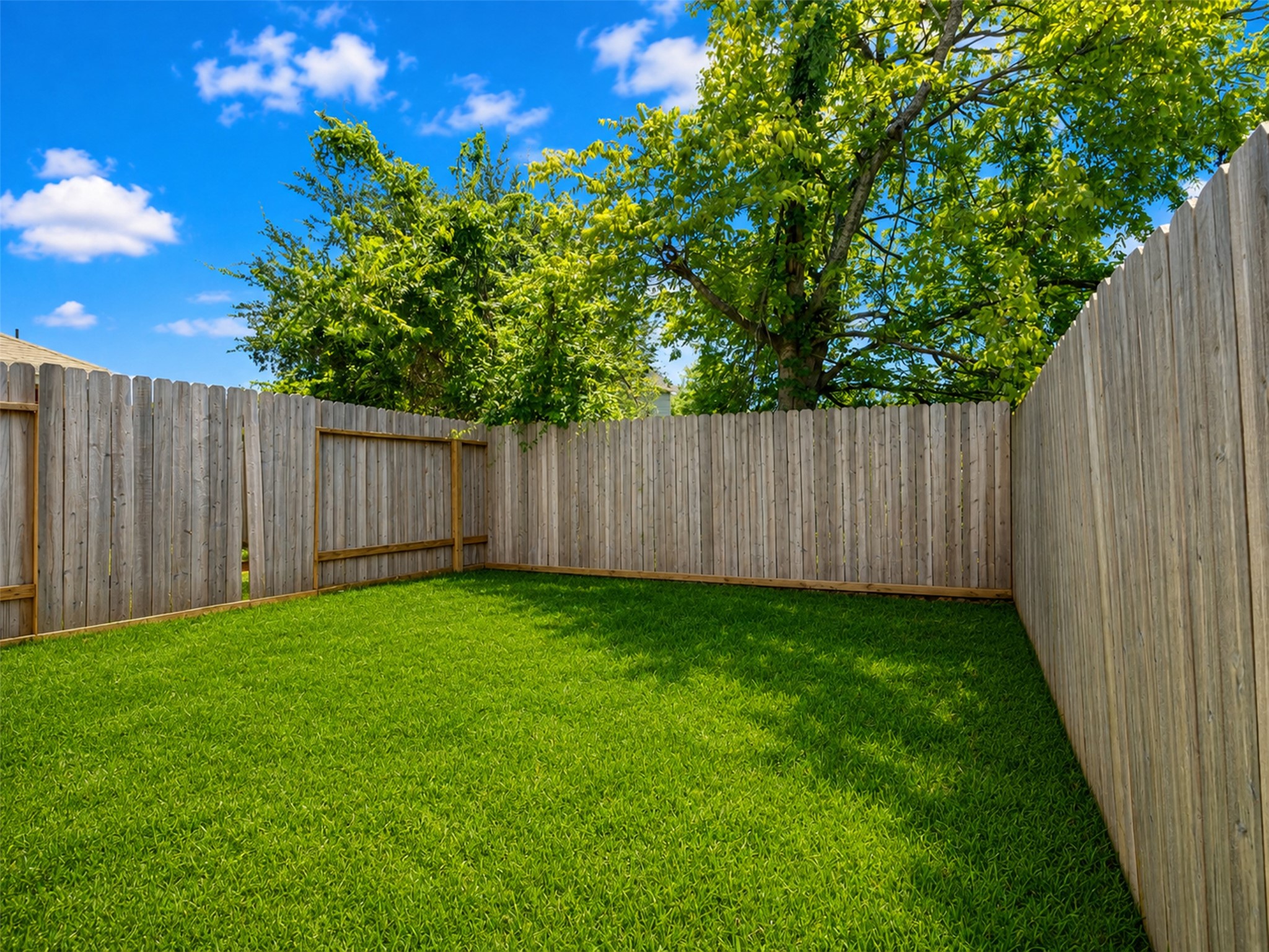 7980 Angus Street, Unit B Houston, TX 77028 - Photo 35 of 37 Gallery Image 35
