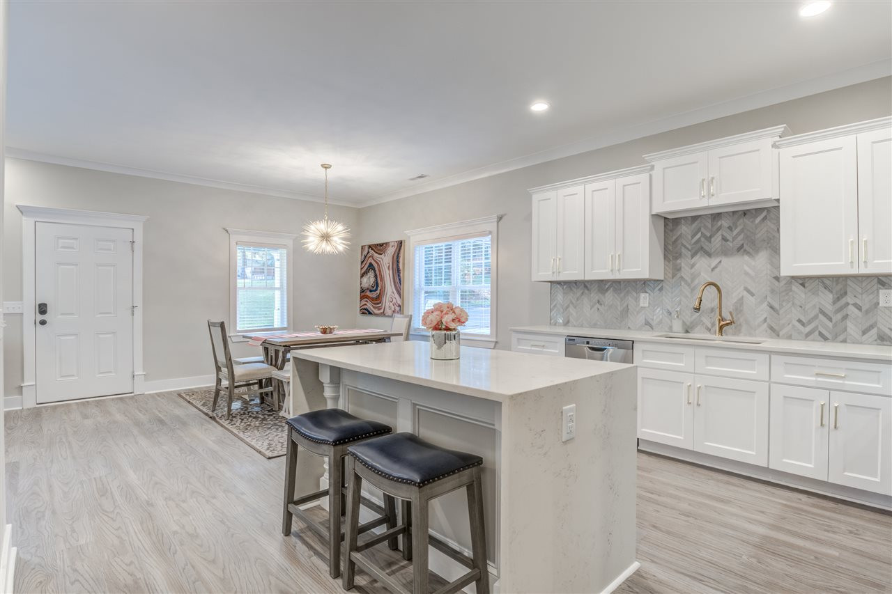2900 Woods Place Raleigh, NC 27607 - Photo 11 of 30 Photo 11