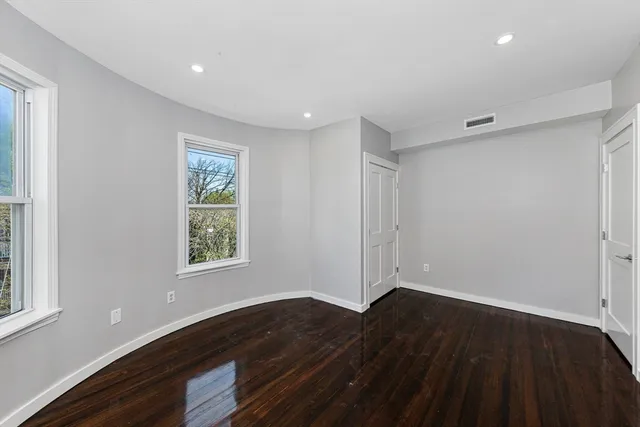 $3,800 | 19 Chase Street, Unit B, Boston, MA 02125