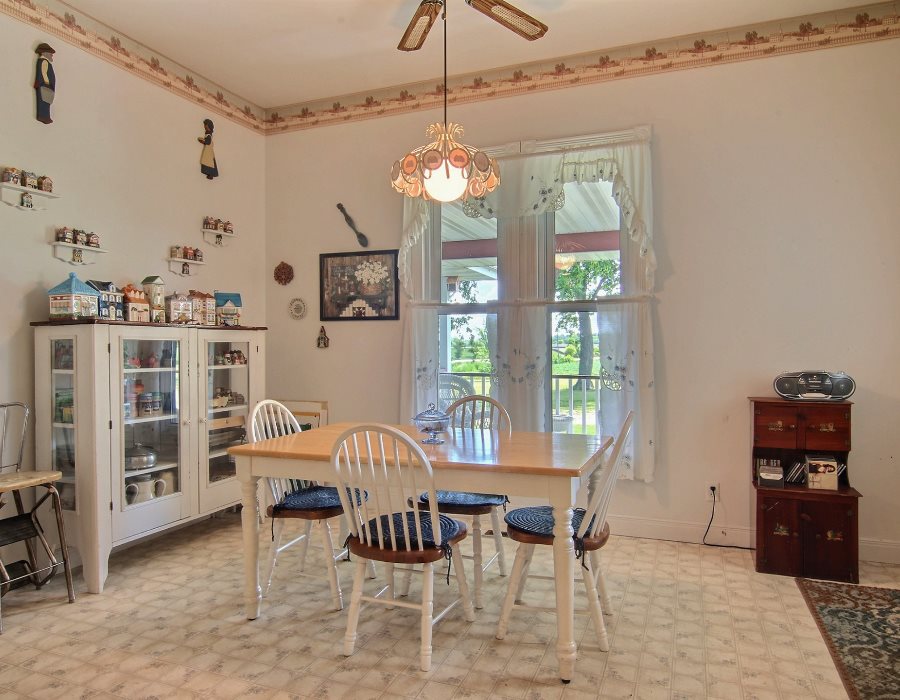 8430 West State Road Rockford, IL 61102 - Photo 8 of 25 a view of a dining room with furniture window and outside view