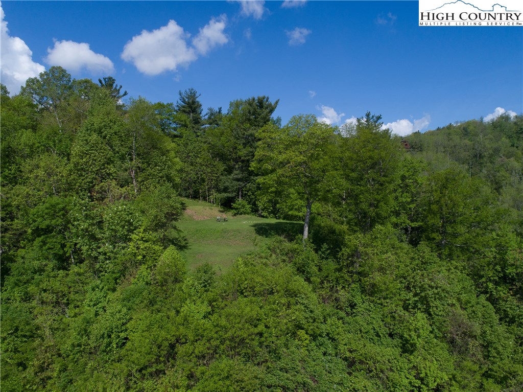Storie Road Deep Gap, NC 28618 - Photo 7 of 27 a view of a city