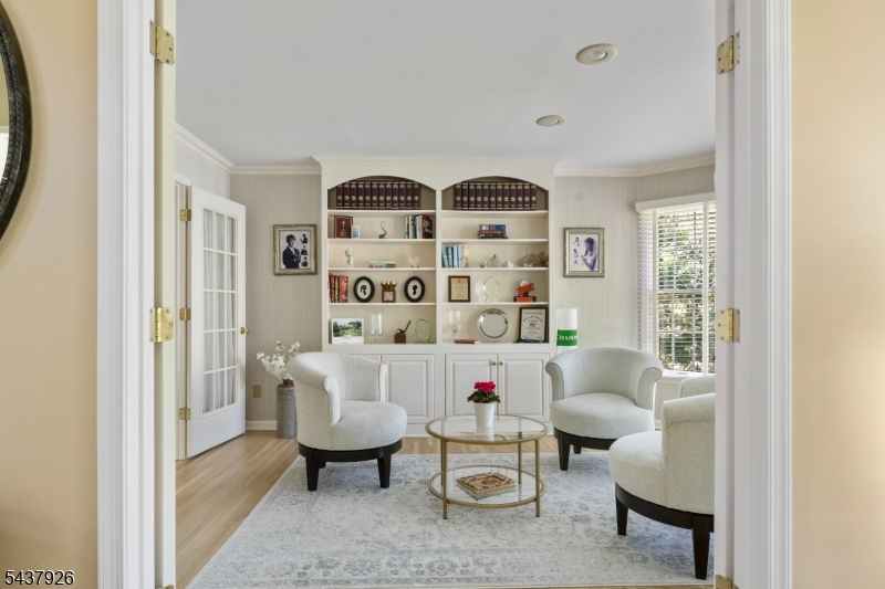 10 Barnstable Road Berkeley Heights, NJ 07922 - Photo 11 of 47