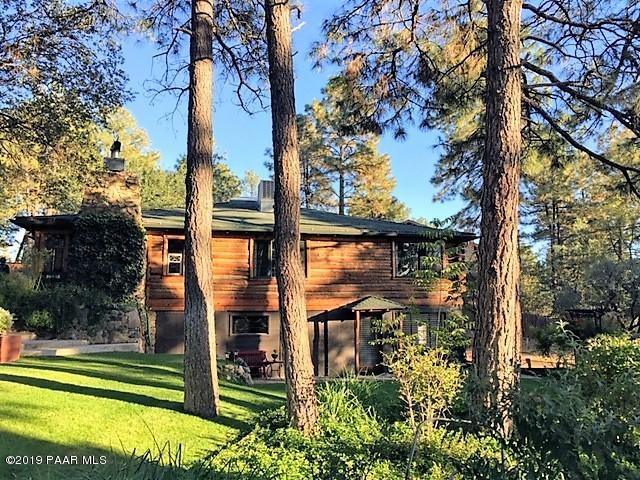 915 Yuma Road Prescott, AZ 86303 - Photo 2 of 46 Log home with a history