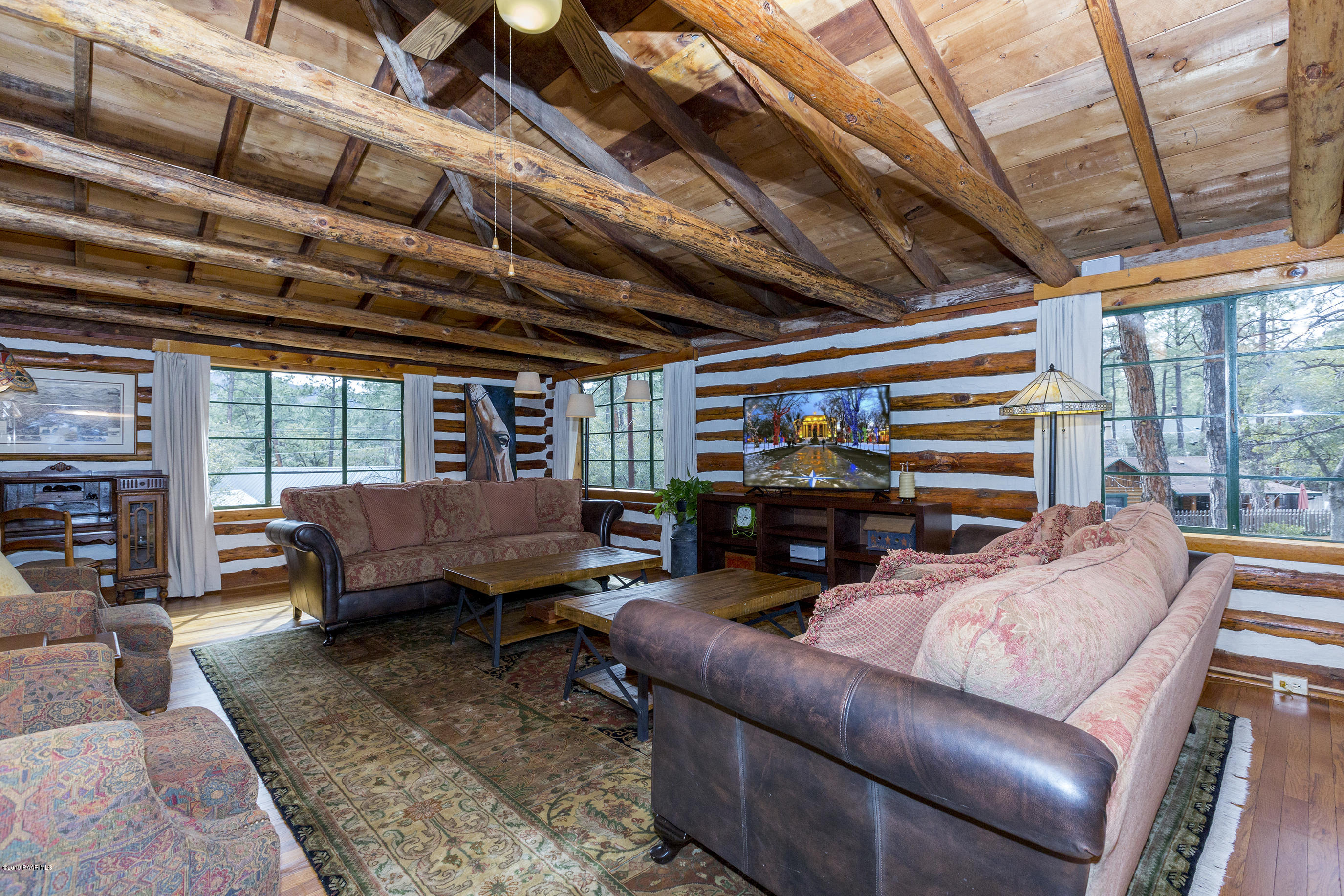 915 Yuma Road Prescott, AZ 86303 - Photo 23 of 46 Huge Living room