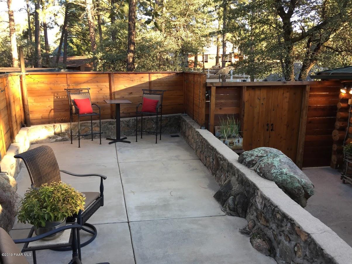 915 Yuma Road Prescott, AZ 86303 - Photo 5 of 46 Front Patio