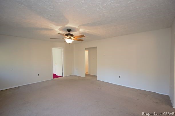 9128 Indian Road Gloucester, VA 23061 - Photo 3 of 27