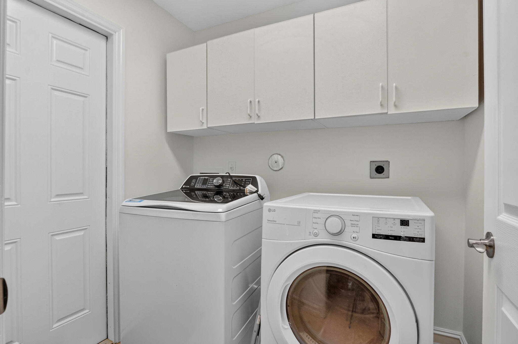 23338 La Vida Way Boca Raton, FL 33433 - Photo 46 of 52 Laundry Room