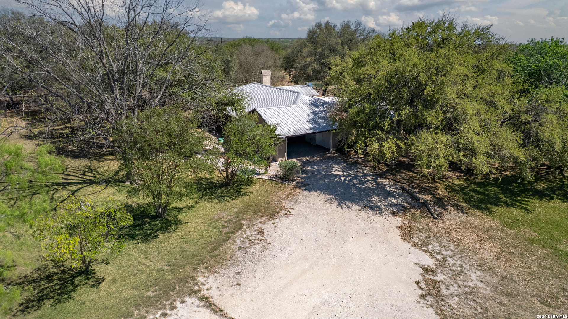 160 Beavers Trail Uvalde, TX 78801 - Photo 29 of 53 a view of a pathway with a yard