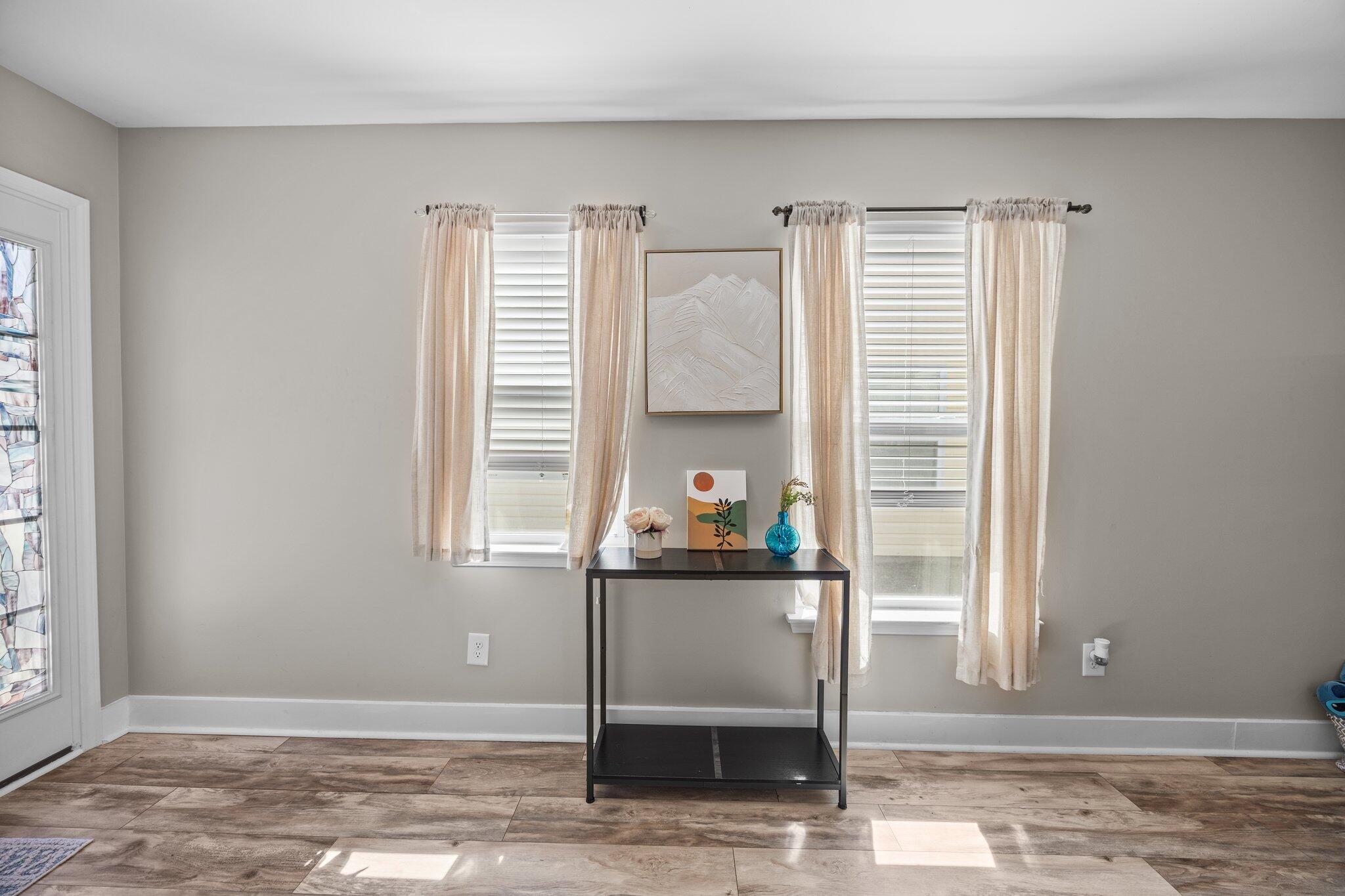 187 Brittondale Road Summerville, SC 29485 - Photo 6 of 51 5-web-or-mls-470A2933