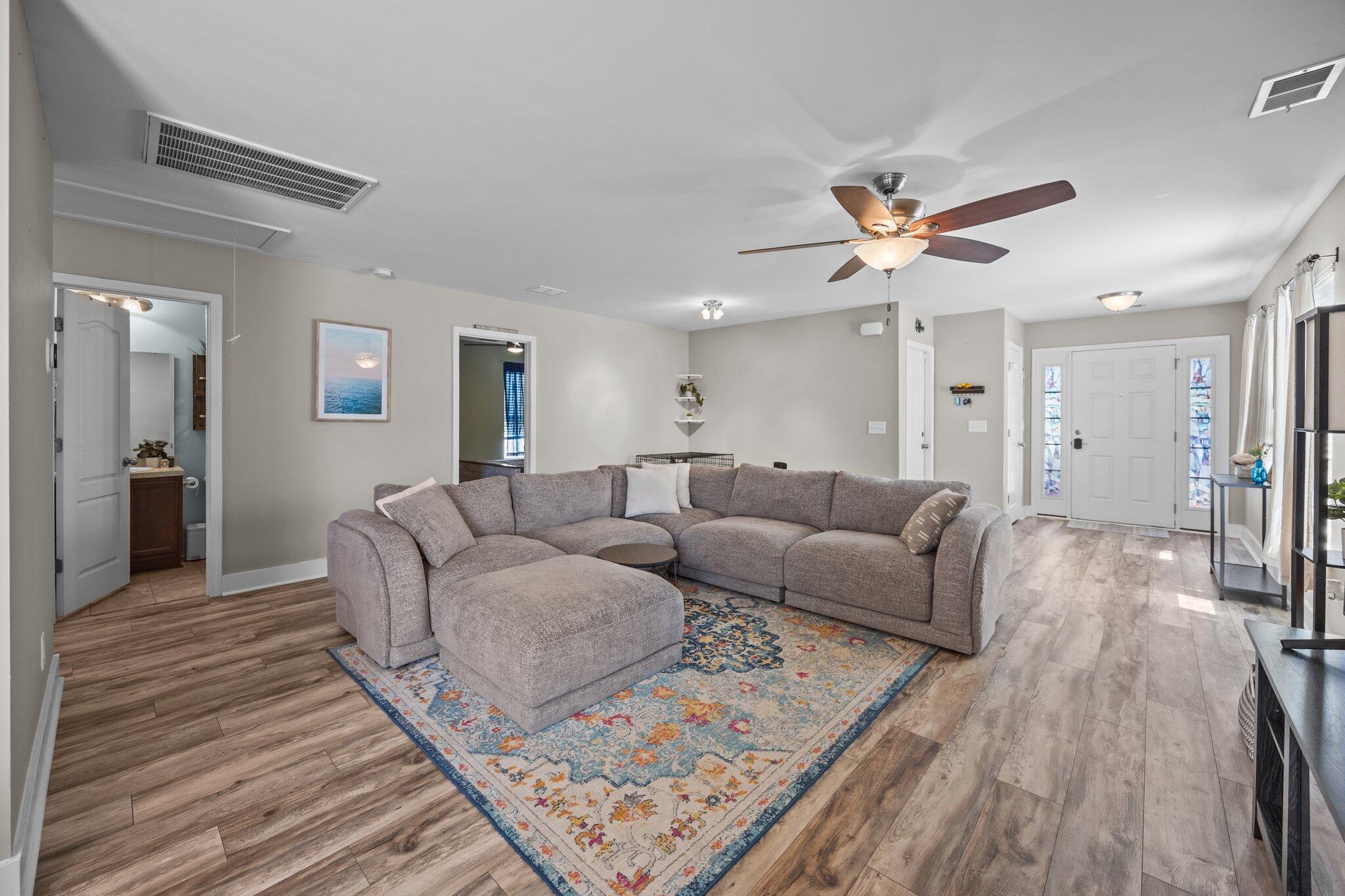 187 Brittondale Road Summerville, SC 29485 - Photo 8 of 51 7-web-or-mls-470A2939