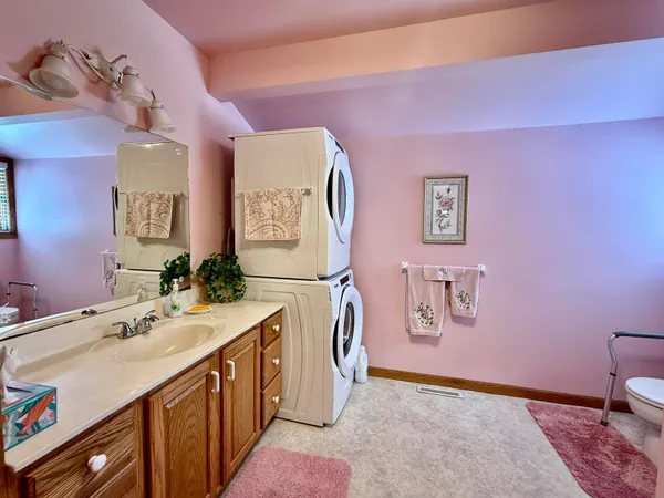 $325,000 | 19320 Highway 21, Tomah, WI 54660