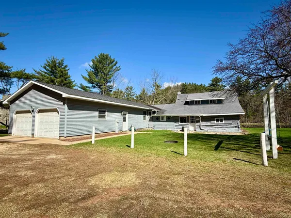 $325,000 | 19320 Highway 21, Tomah, WI 54660