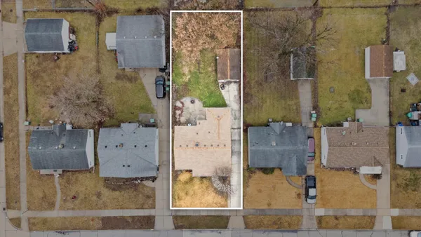 $215,000 | 6331 Helen Street, Garden City, MI 48135