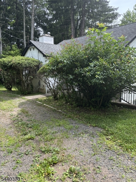 40 Morning Glory Road Warren, NJ 07059 - Photo 3 of 3