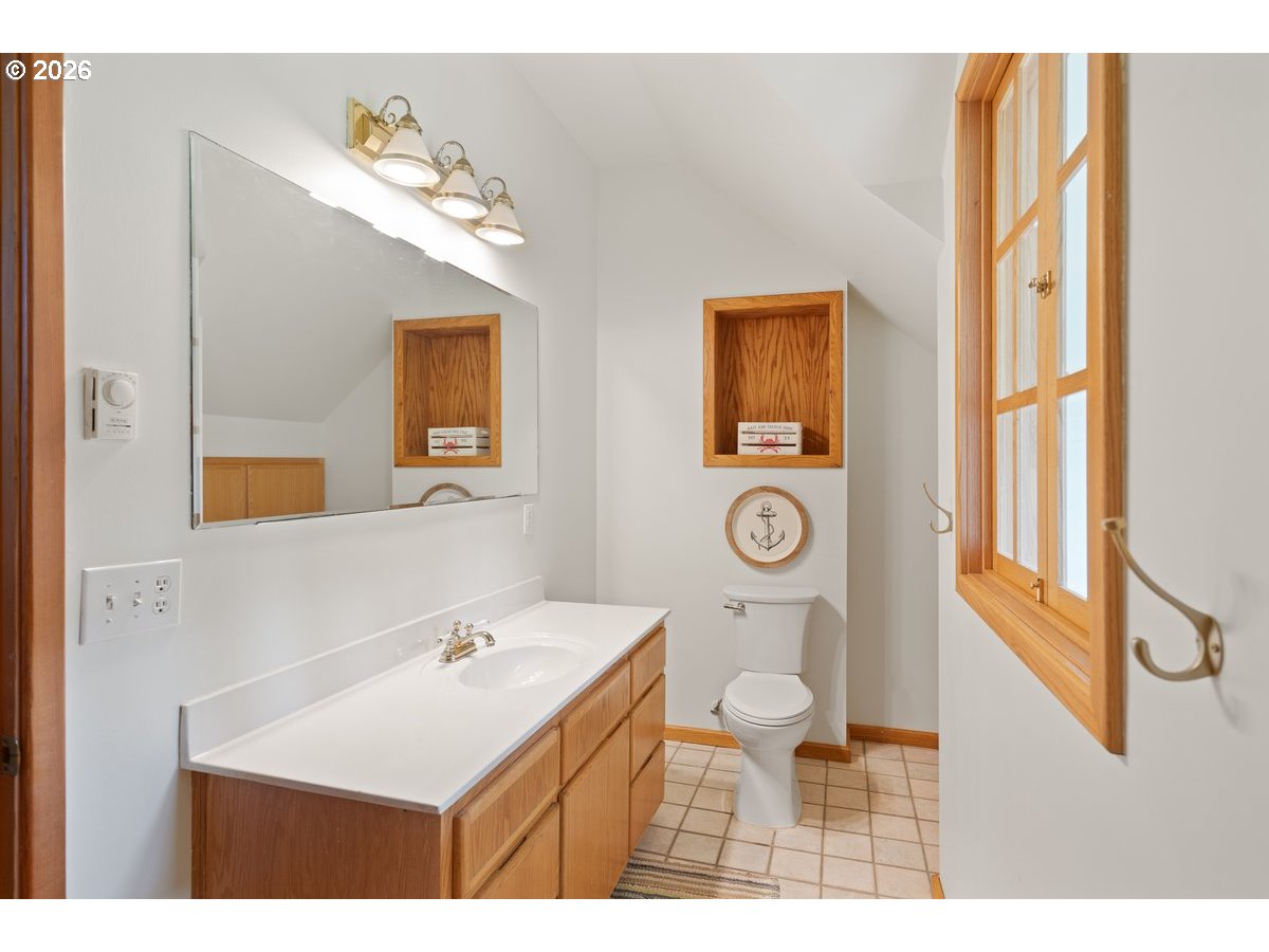 41114 Southwest Fort Hill Road Willamina, OR 97396 - Photo 21 of 47