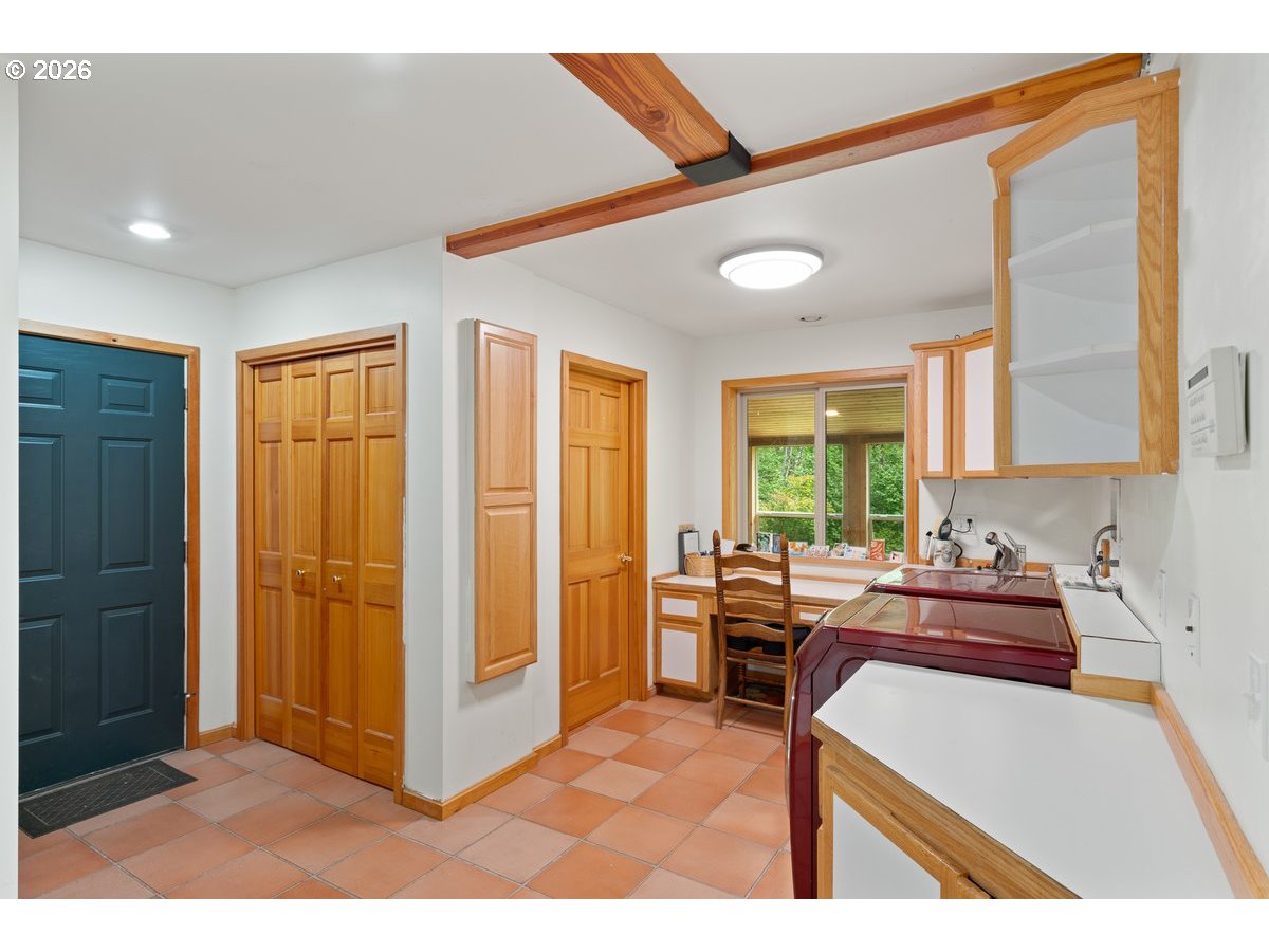41114 Southwest Fort Hill Road Willamina, OR 97396 - Photo 41 of 47
