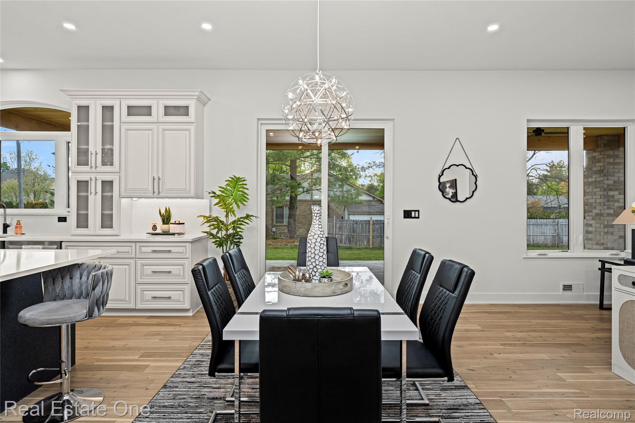 5321 Rochester Road Troy, MI 48085 - Photo 7 of 69 5321 Rochester - OnDemand Pix Photography (4).jpg