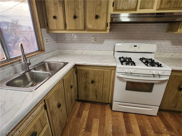 $1,425 | 1111 Hardy Lane, Unit B BACK, Pahrump, NV 89048
