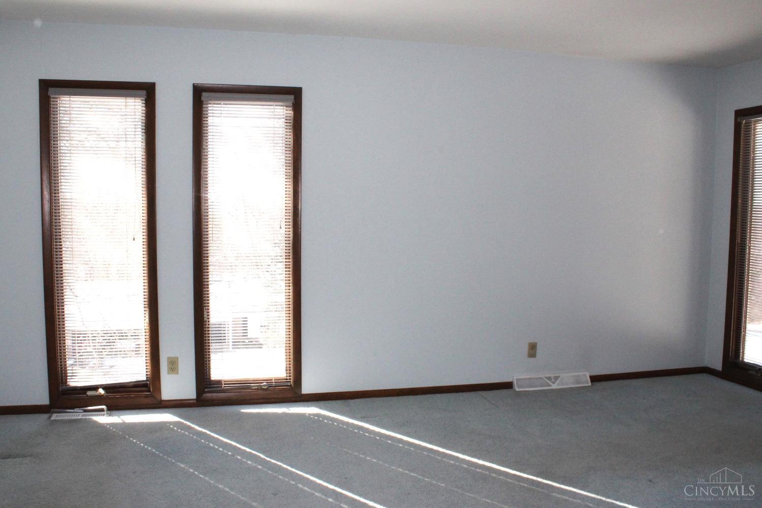 5870 Ropes Drive Cincinnati, OH 45244 - Photo 22 of 37 Gallery Image 22