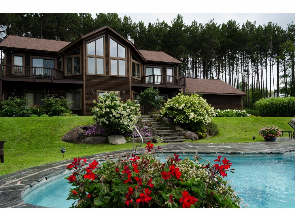 3922 Weeks Hill Road Stowe, VT 05672 - Photo 1 of 20 Gallery Image 1