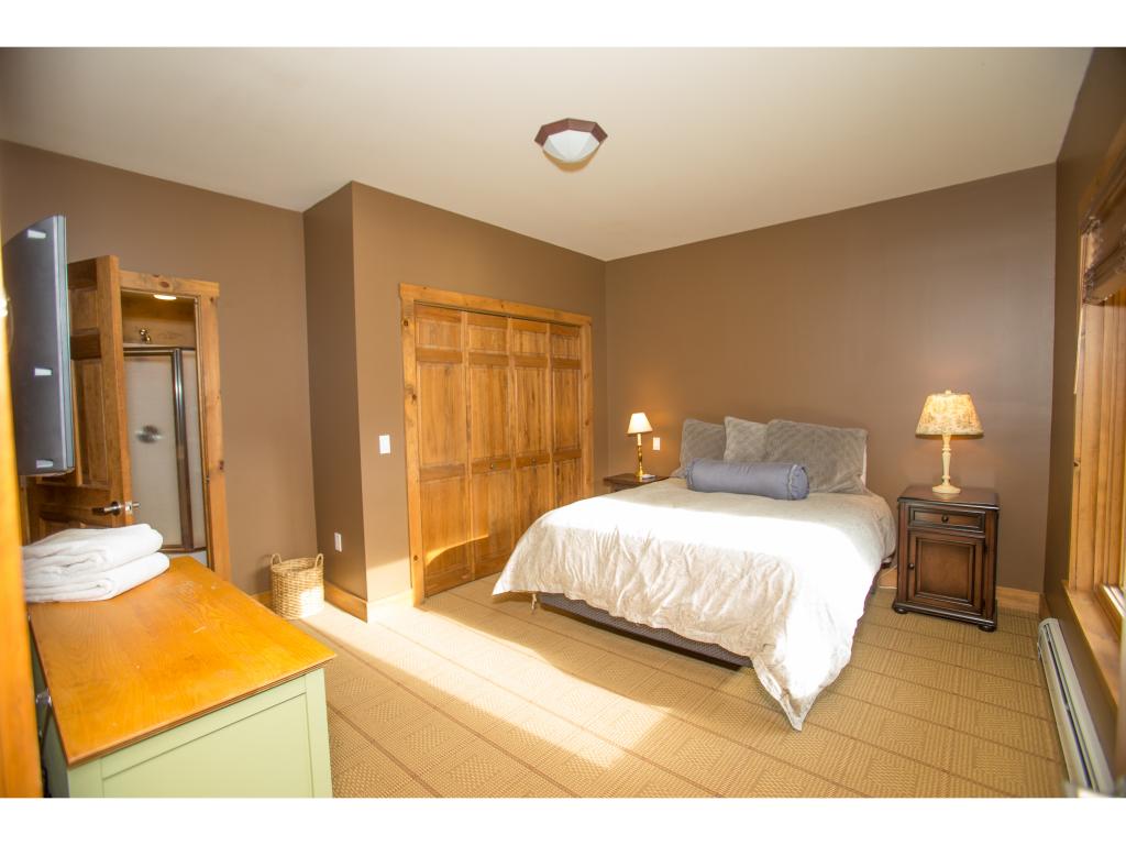 3922 Weeks Hill Road Stowe, VT 05672 - Photo 17 of 20 Gallery Image 17
