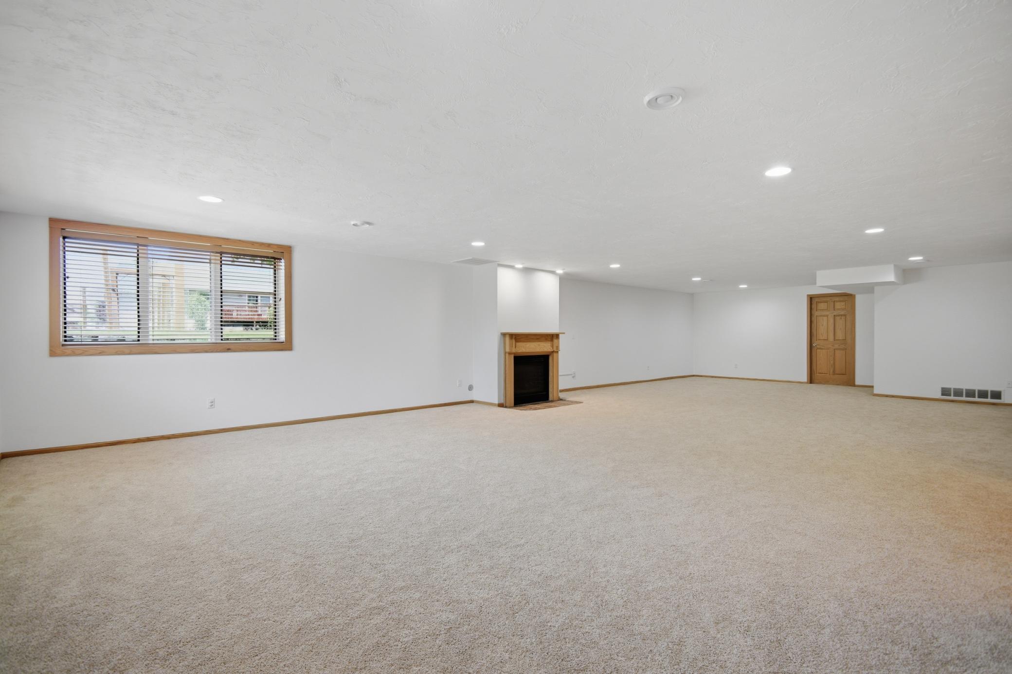 1406 26th Street Southwest Austin, MN 55912 - Photo 38 of 73