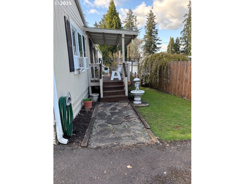 39140 Dexter Road, Unit 60 Dexter, OR 97431 - Photo 3 of 20 Carport