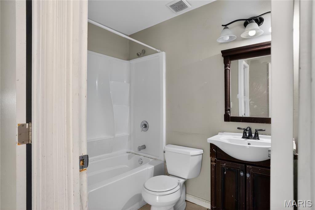 11874 Beckett Fall Road Florissant, MO 63033 - Photo 29 of 34