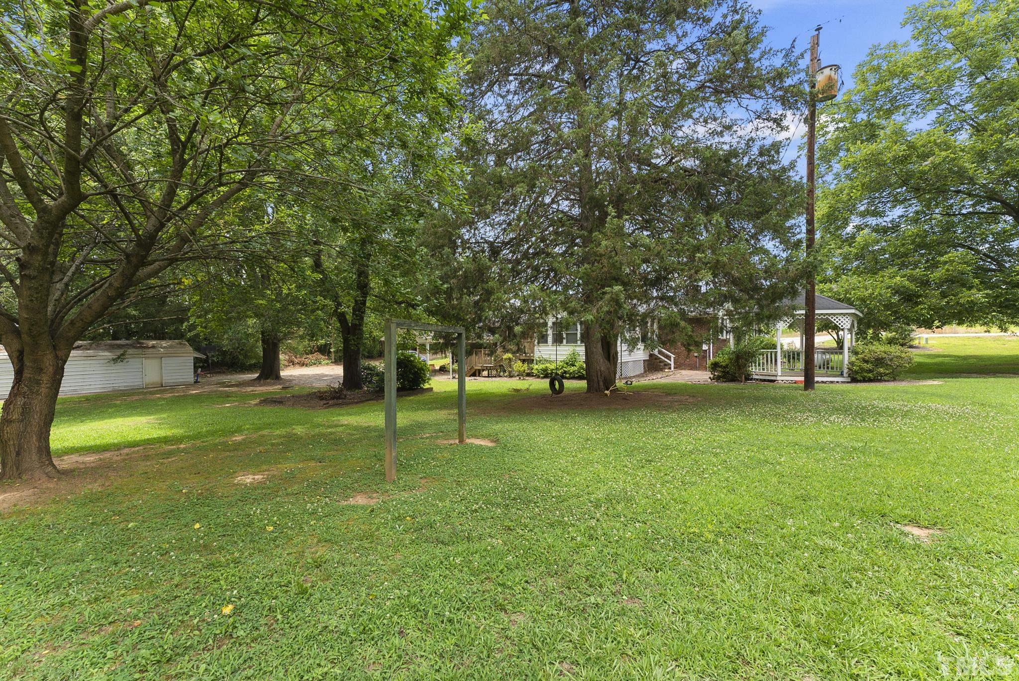1354 Mudham Road Zebulon, NC 27597 - Photo 2 of 24 Gallery Image 2