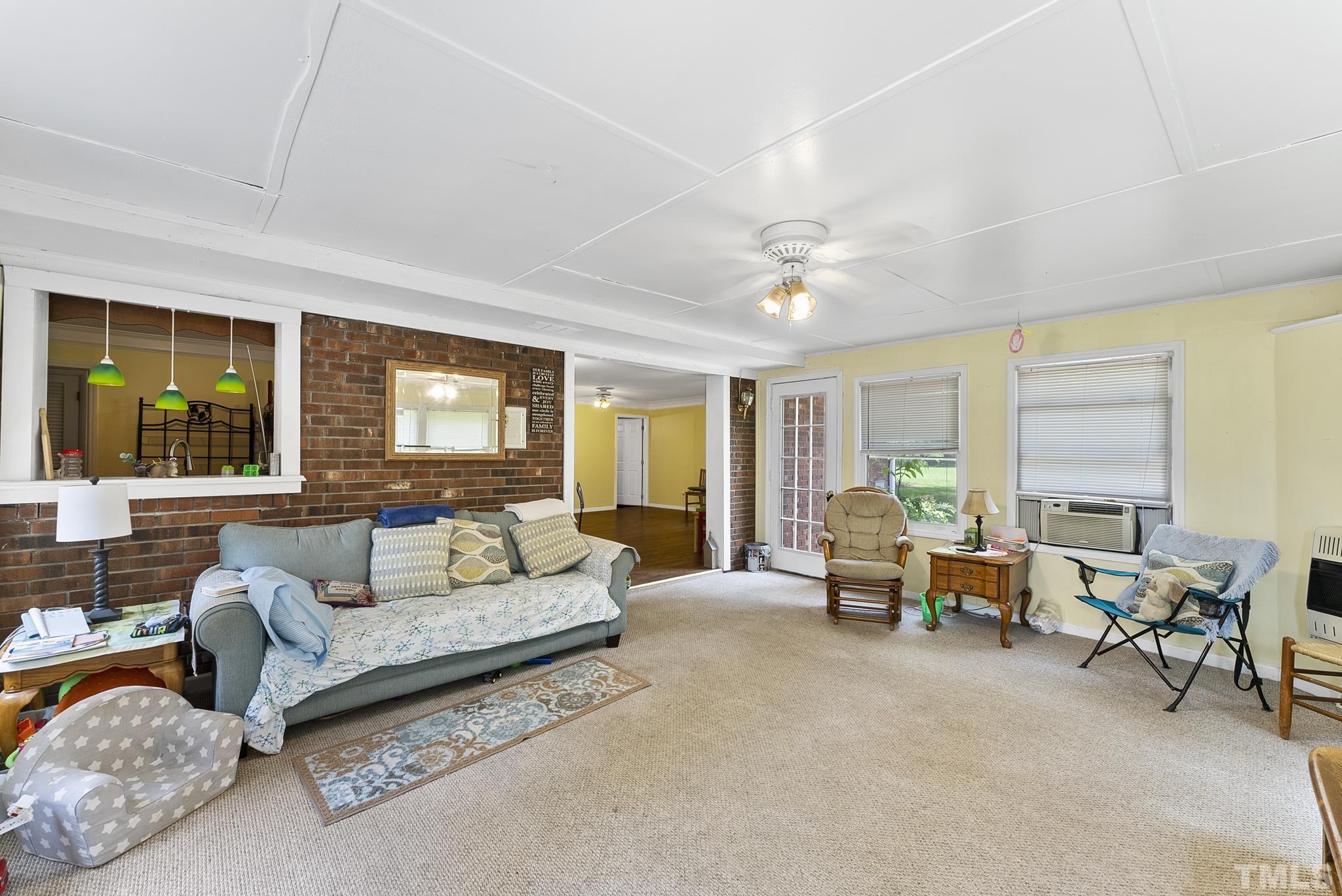 1354 Mudham Road Zebulon, NC 27597 - Photo 5 of 24 Gallery Image 5