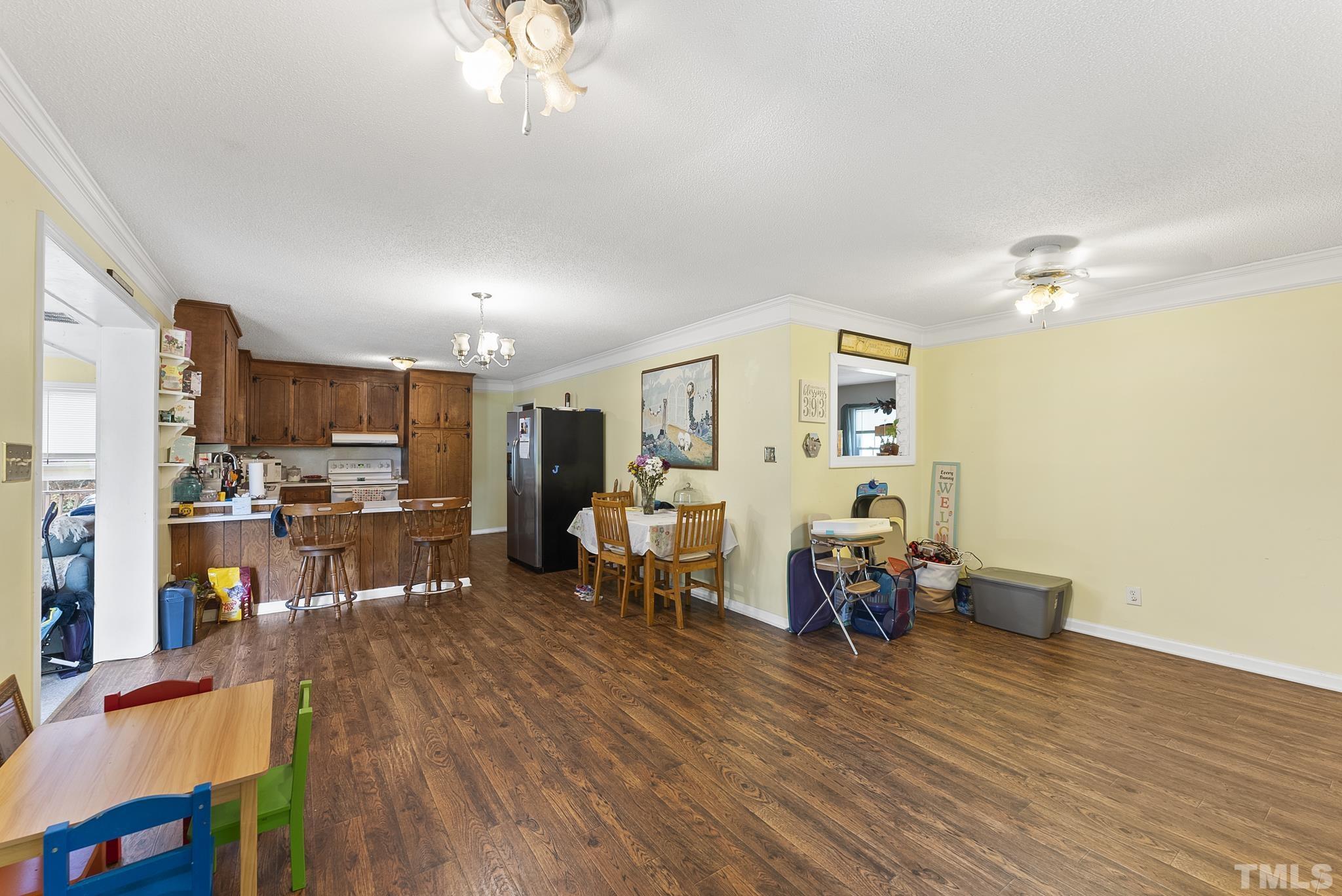 1354 Mudham Road Zebulon, NC 27597 - Photo 6 of 24 Gallery Image 6