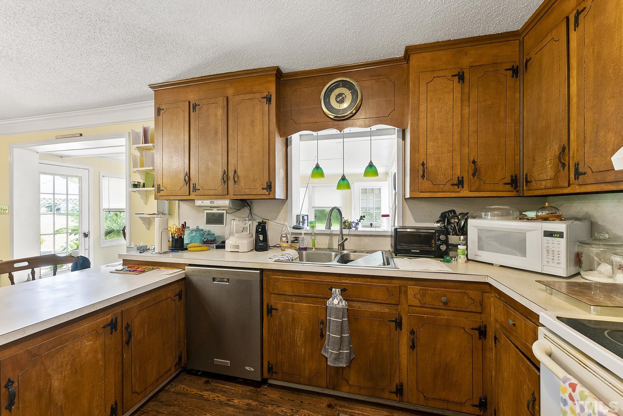 1354 Mudham Road Zebulon, NC 27597 - Photo 8 of 24 Gallery Image 8