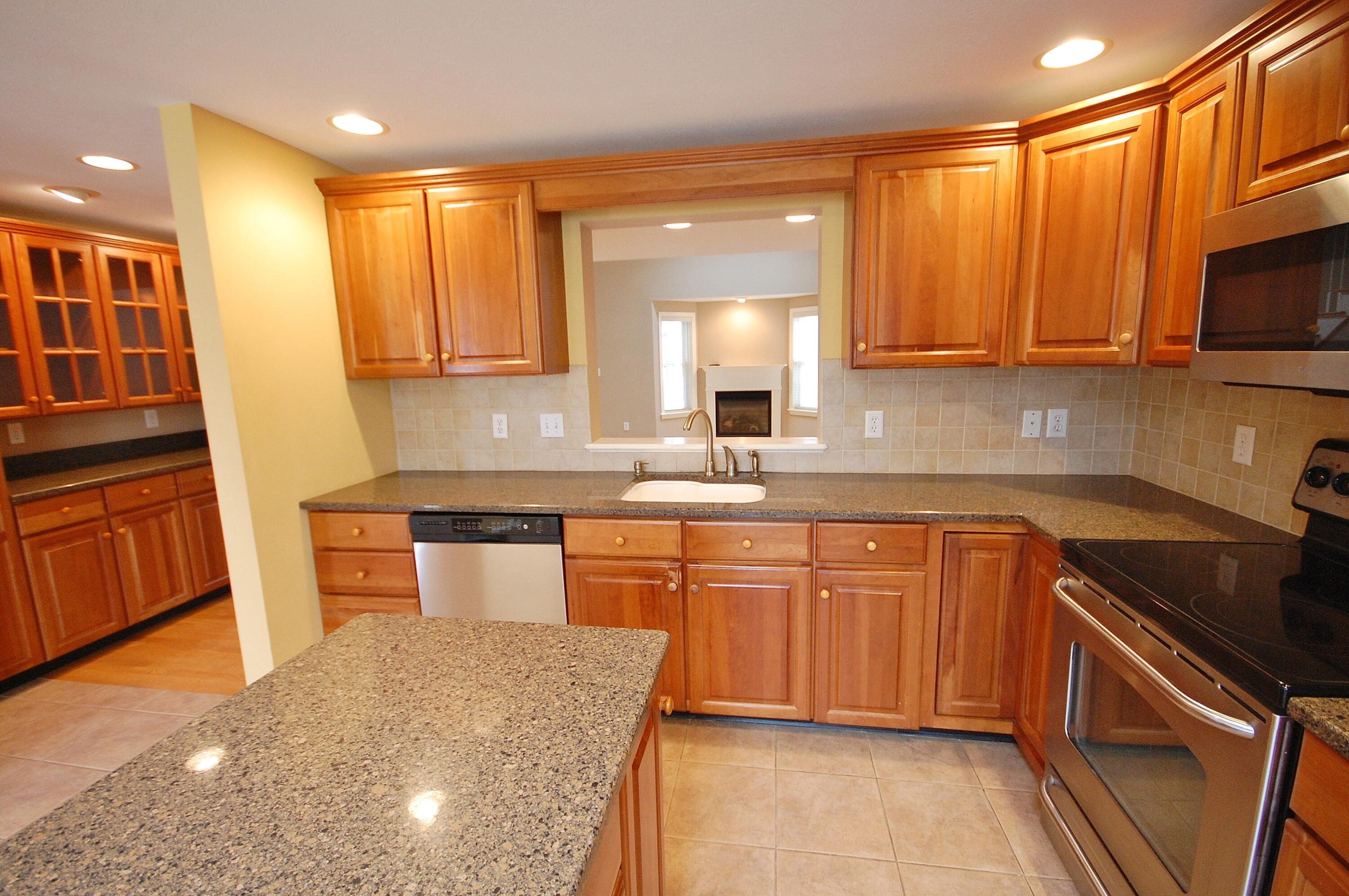 26 Ridgefield Drive, Unit 18 Gorham, ME 04038 - Photo 33 of 46 26 Ridgefield