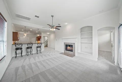 $430,000 | 325 Kirby Drive, Argyle, TX 76226