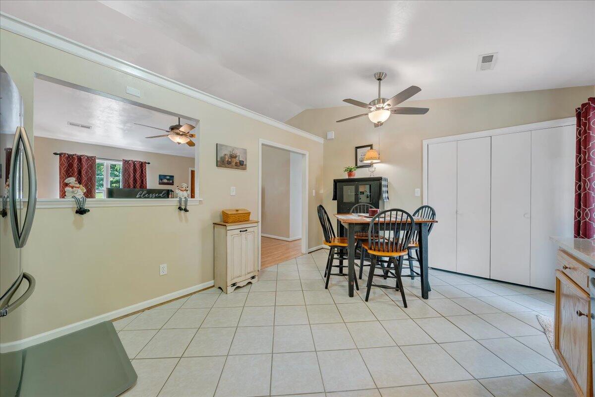 1308 Lewis Road Southeast Roanoke, VA 24014 - Photo 14 of 32 13-MIB02049