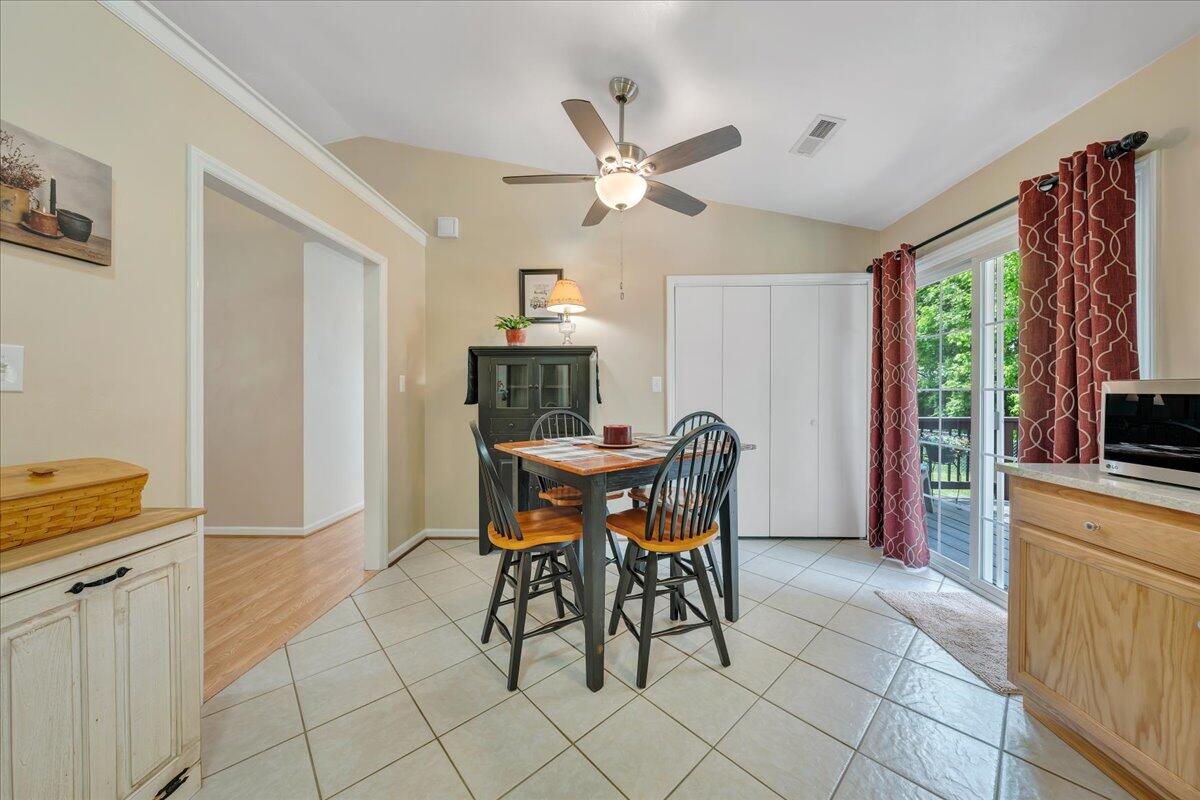 1308 Lewis Road Southeast Roanoke, VA 24014 - Photo 15 of 32 14-MIB02052