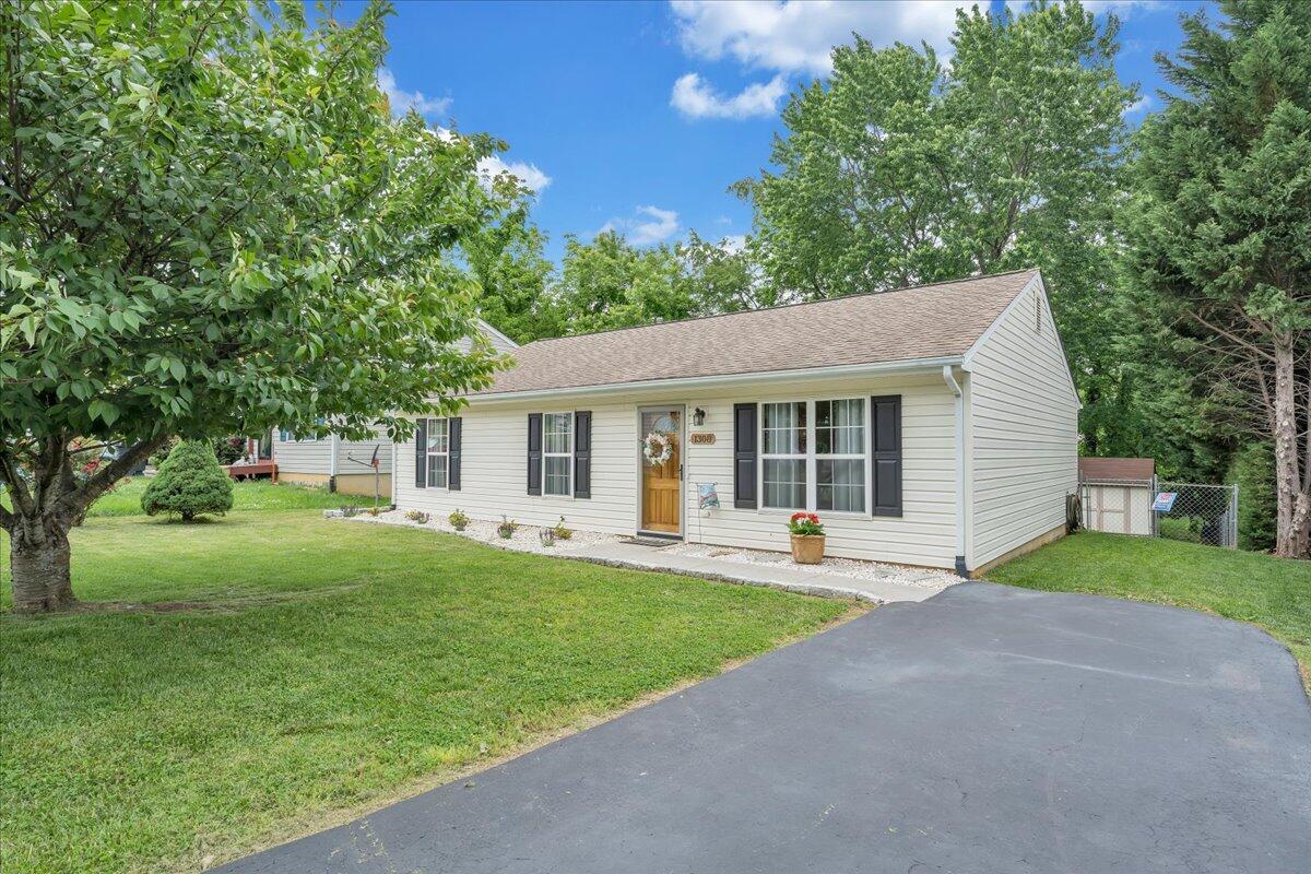 1308 Lewis Road Southeast Roanoke, VA 24014 - Photo 24 of 32 23-MIB01989