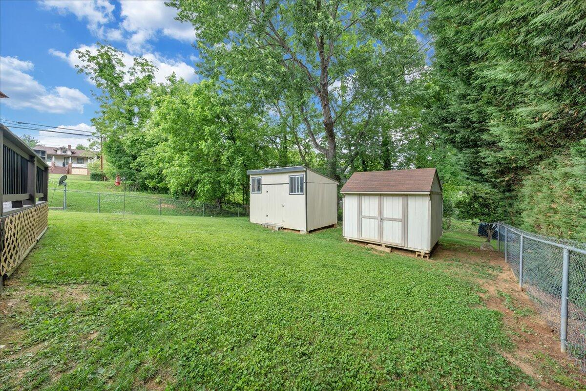 1308 Lewis Road Southeast Roanoke, VA 24014 - Photo 28 of 32 27-MIB02007