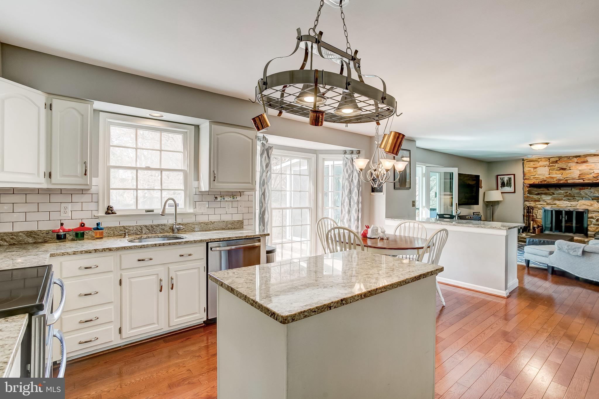 15925 York Road Sparks, MD 21152 - Photo 13 of 51 Kitchen is open to Breakfast room and Family Room