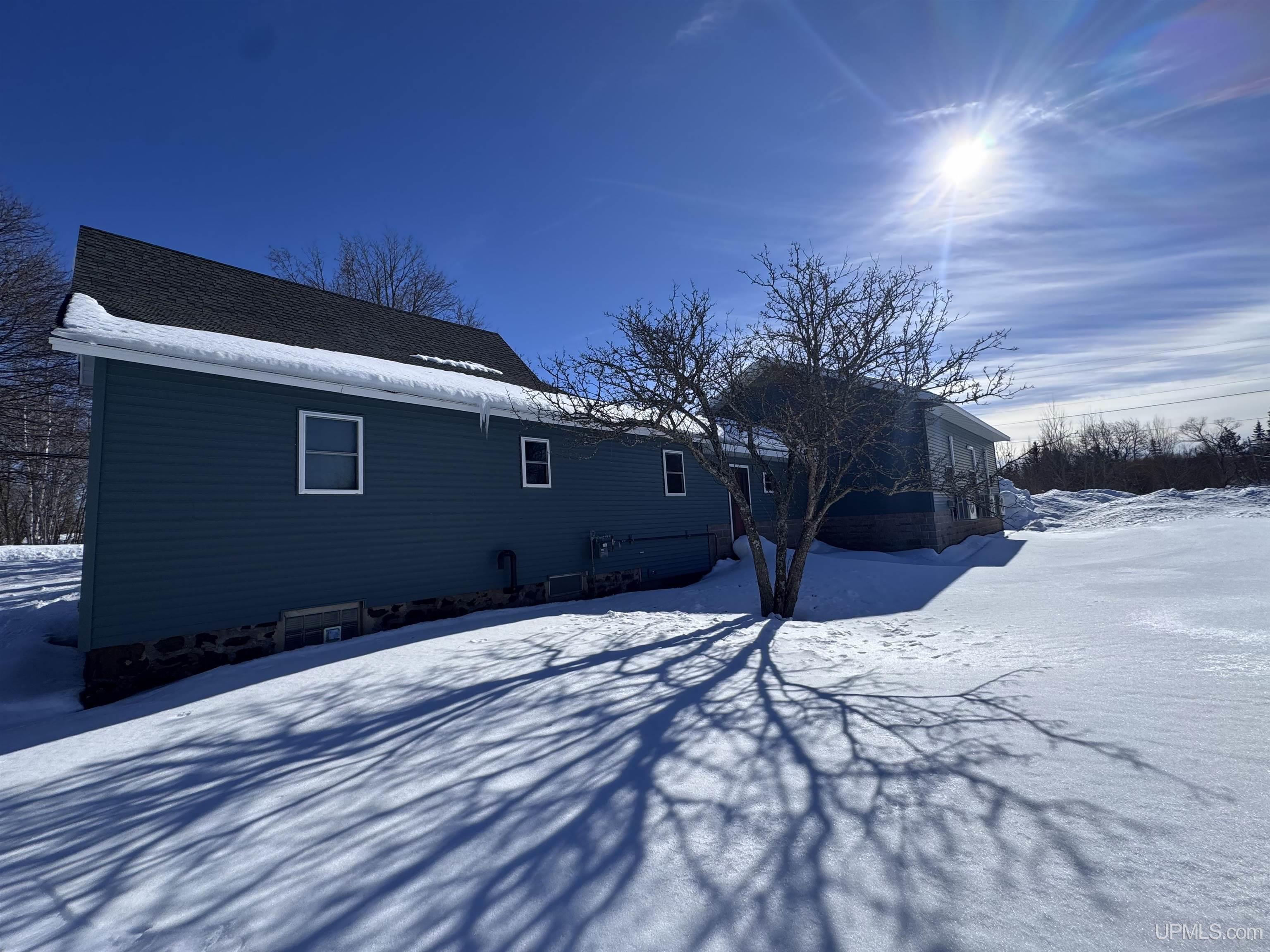 59095 Church Street Calumet, MI 49913 - Photo 5 of 26