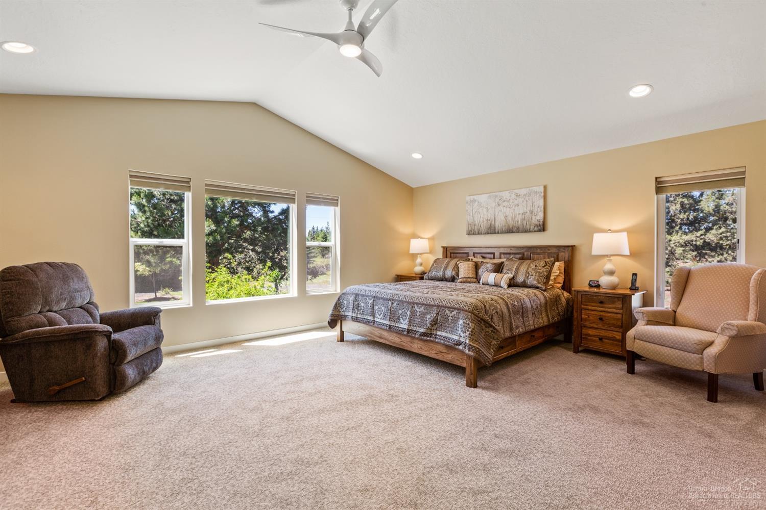 21110 Country Squire Road Bend, OR 97701 - Photo 11 of 25 Additional Photo