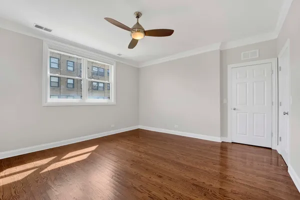 $550,000 | 4543 North Malden Street, Unit 2N, Chicago, IL 60640
