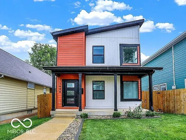 $2,995 | 1949 Carrollton Avenue, Indianapolis, IN 46202