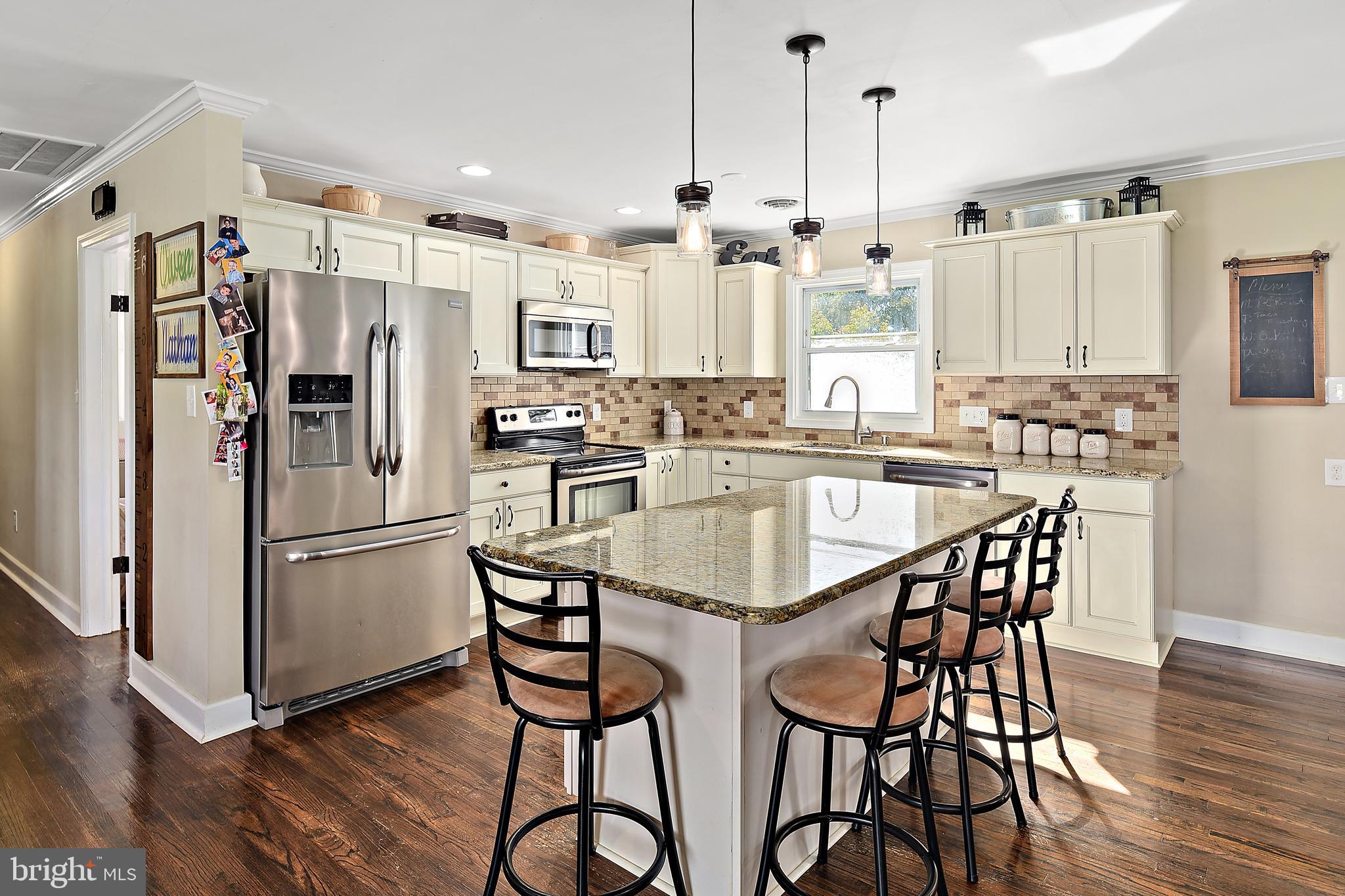 10045 Friendship Road Berlin, MD 21811 - Photo 21 of 45 Kitchen