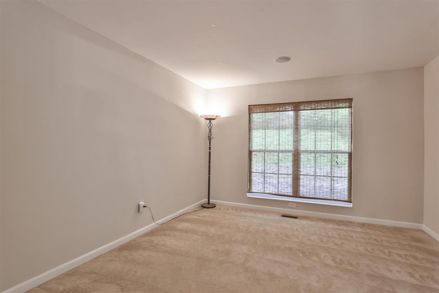 4674 Riley Lane Cincinnati, OH 45227 - Photo 22 of 50 Gallery Image 22
