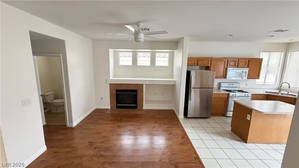 $1,999 | 9745 Manheim Lane, Las Vegas, NV 89117