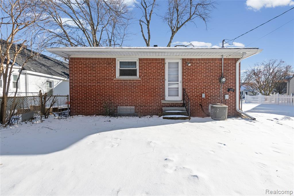 2722 Banner Street Dearborn, MI 48124 - Photo 28 of 32