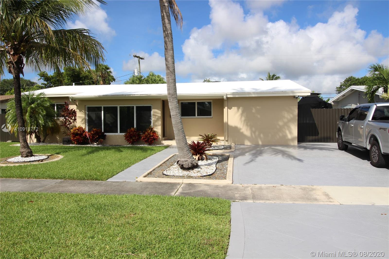 20600 Gulfstream Road Cutler Bay, FL 33189 - Photo 3 of 31 Gallery Image 3