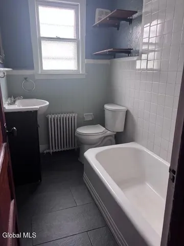 $1,600 | 17 Cuyler Avenue, Unit 2, Albany, NY 12209